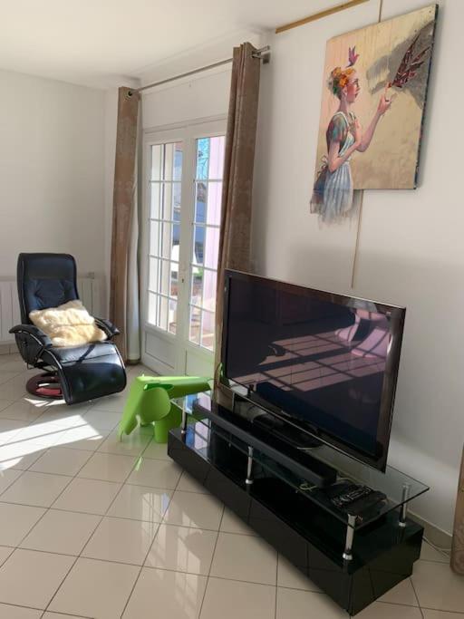 Casabina Appartement Entre Disney Et Paris Chelles  Phòng bức ảnh